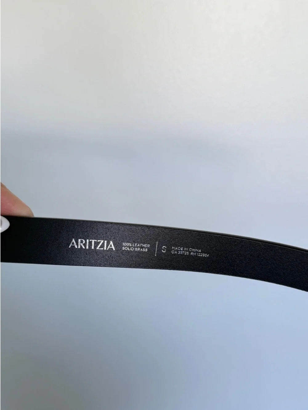Aritzia Classic Black Leather women’s Belt with Silver Buckle - Picture 3 of 5